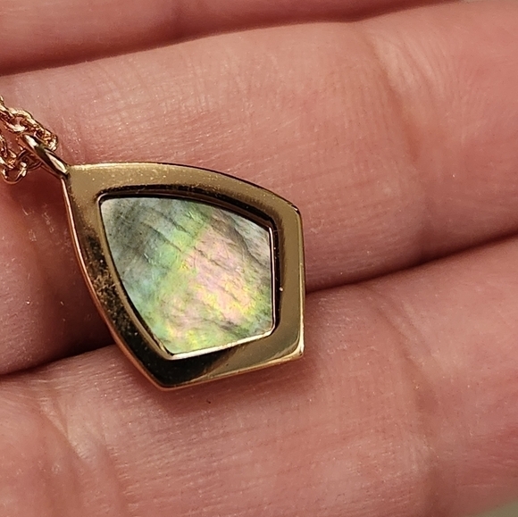NWOT Kendra Scott Pendant - Picture 5 of 6